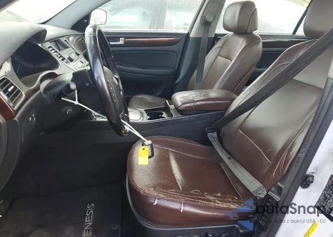 2013 Hyundai Genesis 3.8L z USA, uszkodzony, nr VIN KMHGC4DD0DU228567